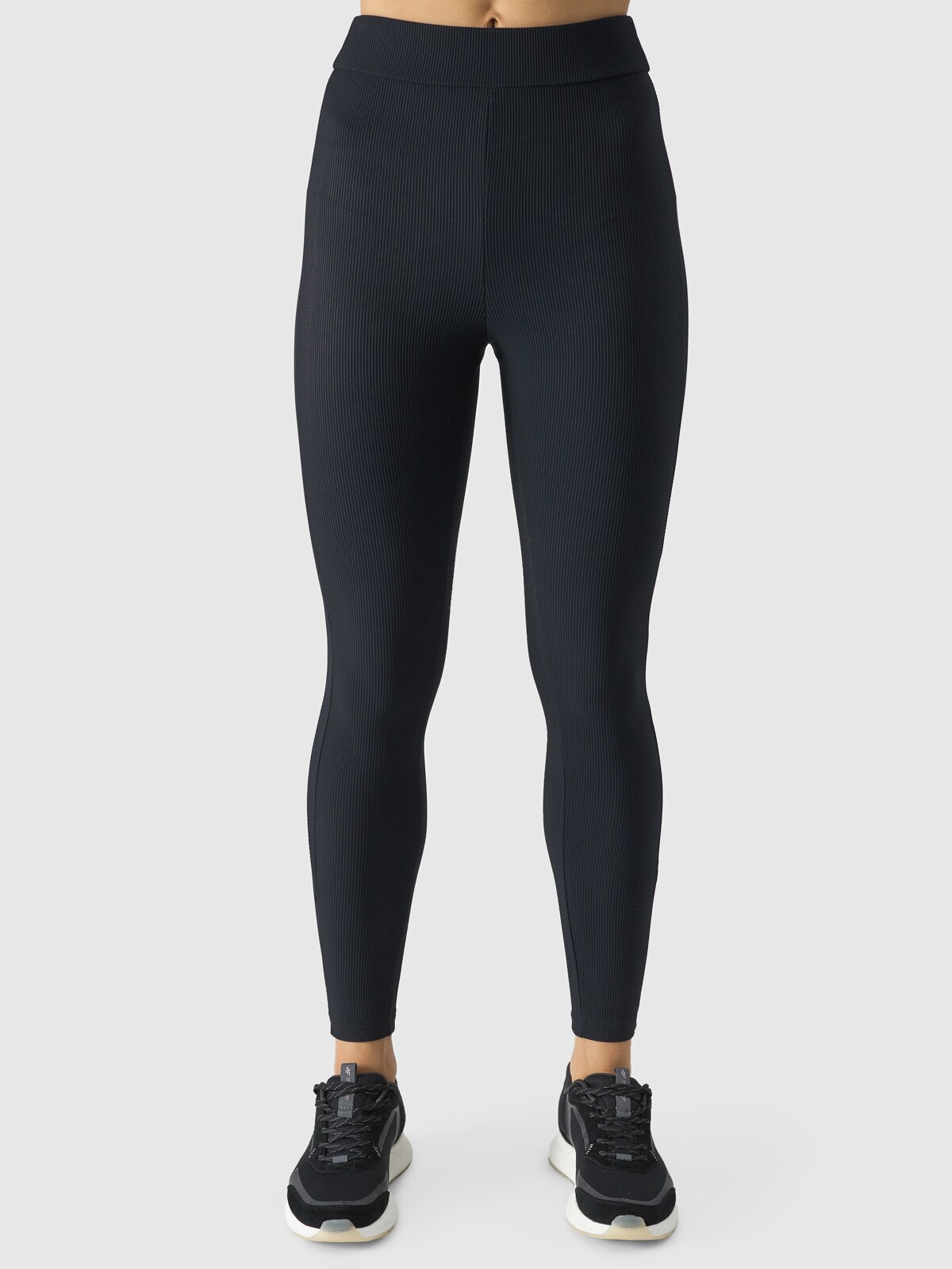 Women's knitted leggings - black | 4F: Sportswear and shoes