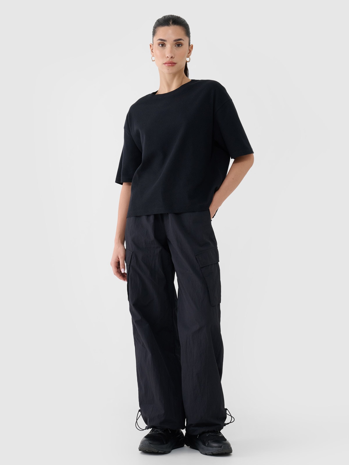 Women's regular waffle knit T-shirt - black | 4F: Sportswear