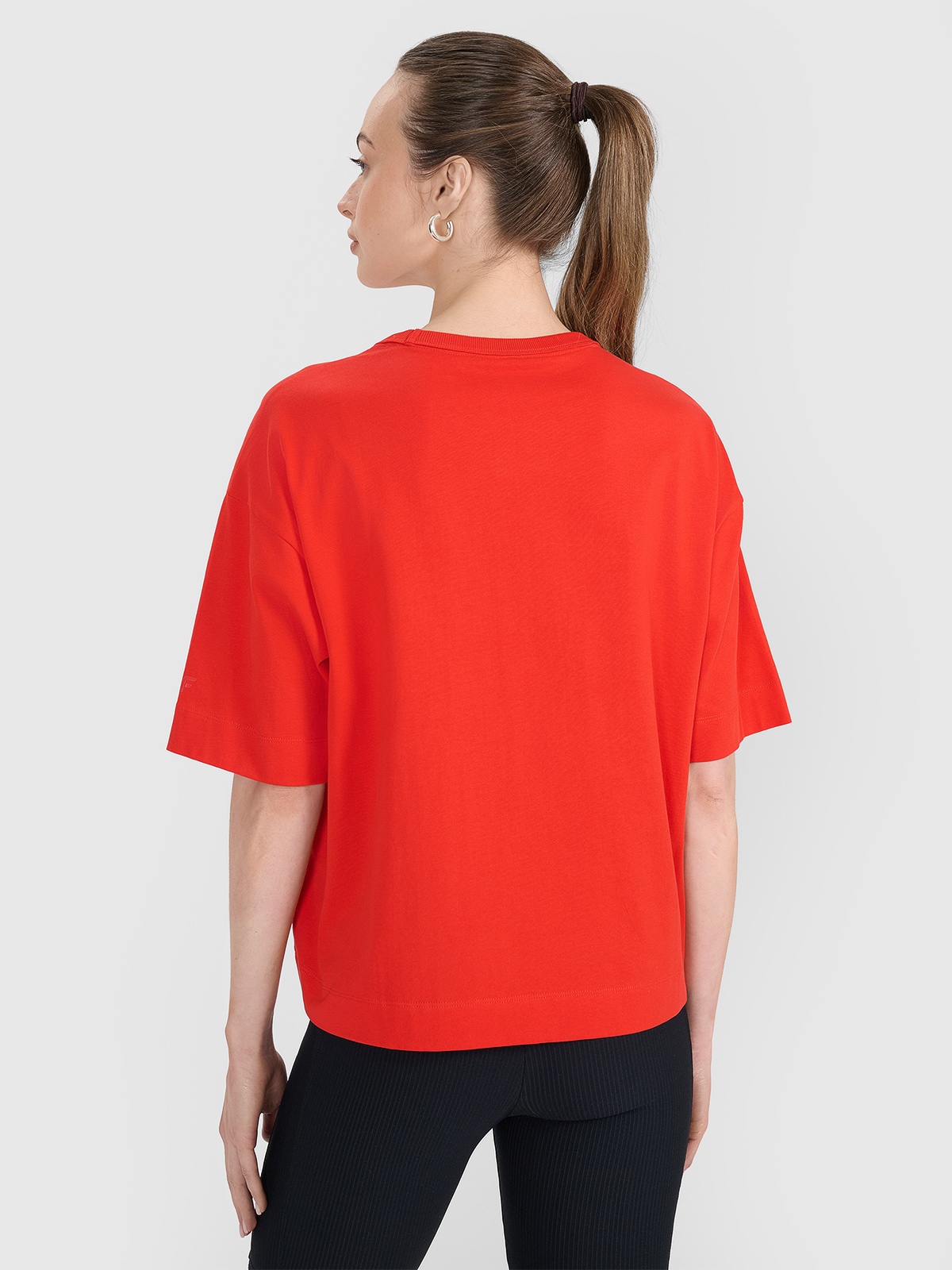 T-shirt oversize z nadrukiem damski - czerwony | 4F