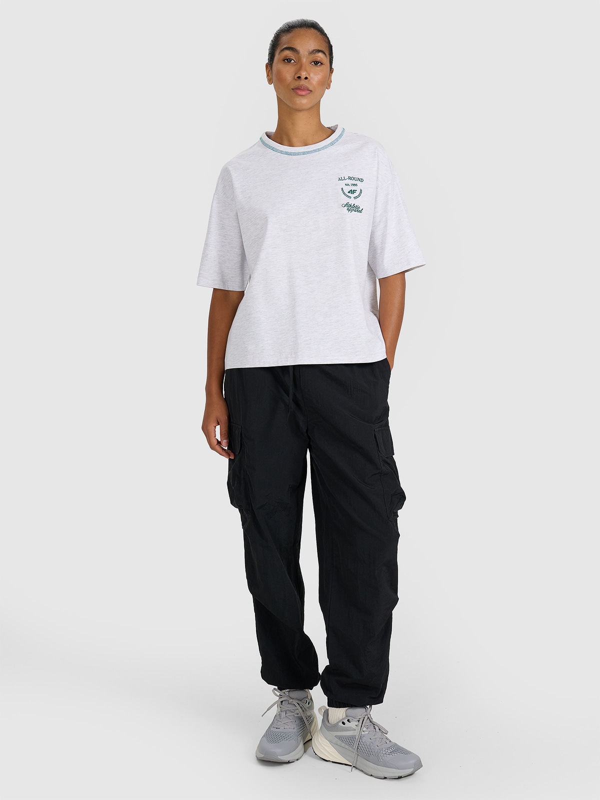 Women's oversize T-shirt with print - grey | 4F: Sportswear
