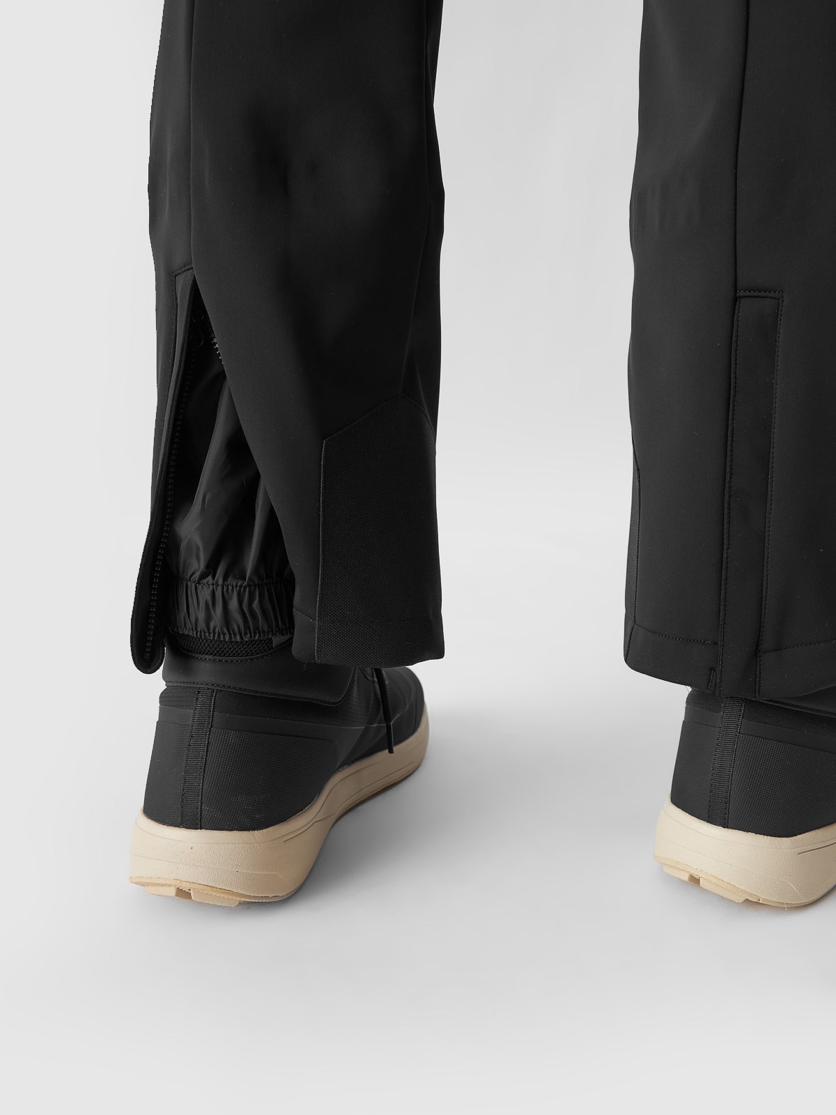 Women's softshell ski trousers 10000 membrane - black