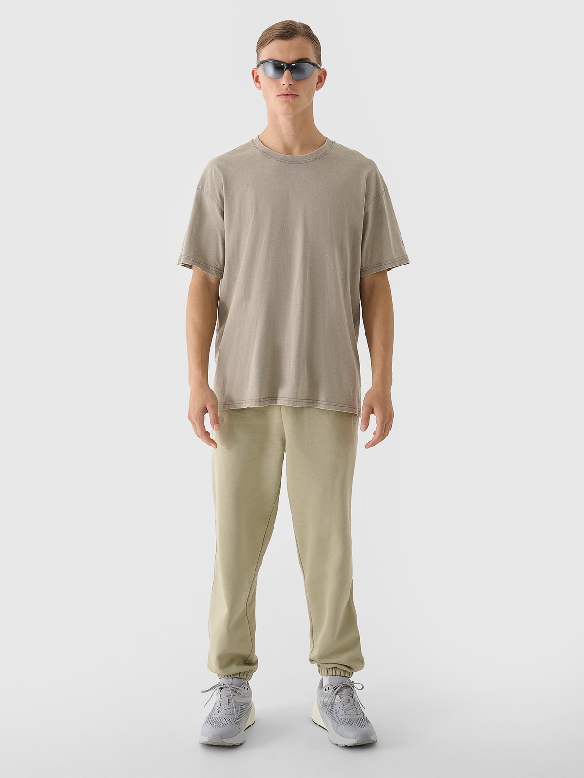 トラックパンツ・ジャージ SATUR Theo Cotton Banding Sweatpants Melange Ivory SA243MTP0 Men's oversize sweatpants - olive/khaki | 4F: Sportswear and