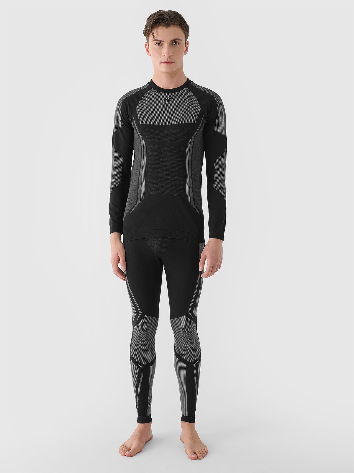 Men s seamless thermal underwear bottom black 4F Sportswear and shoes