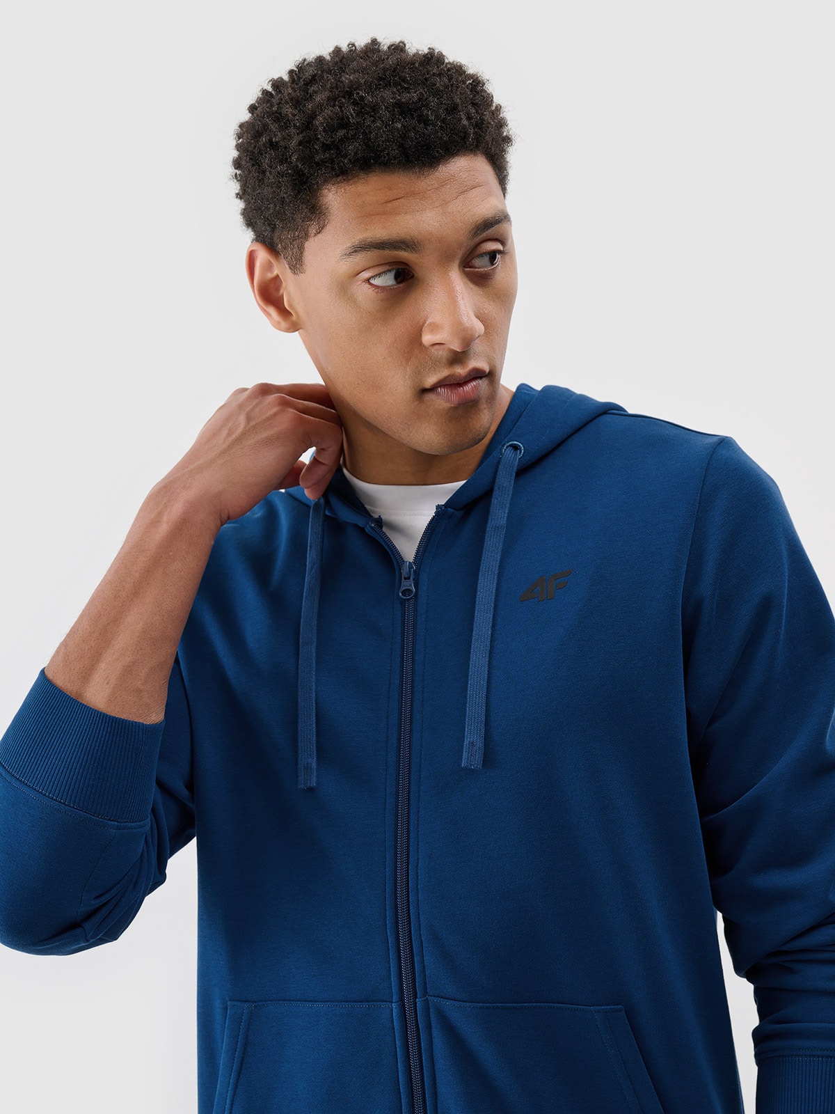 Men's zip-up hoodie - turquoise | 4F: Sportswear and shoes