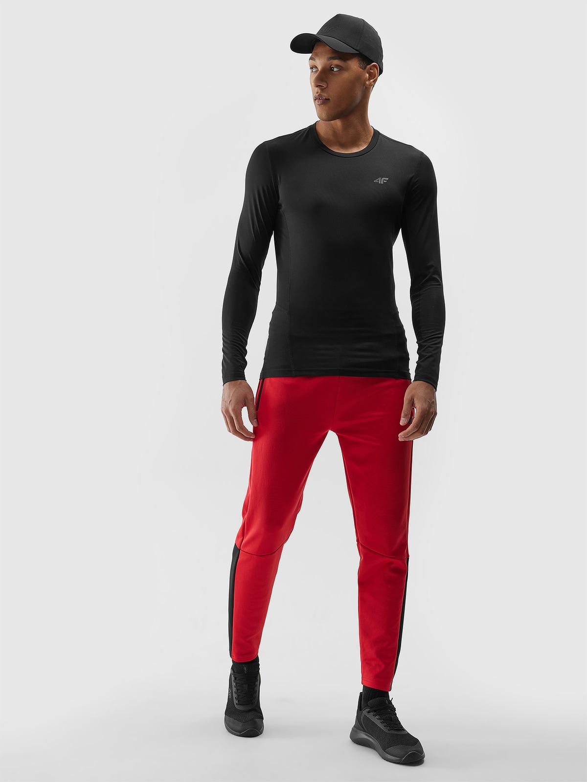 Men's recycled fabric training longsleeve - black | 4F