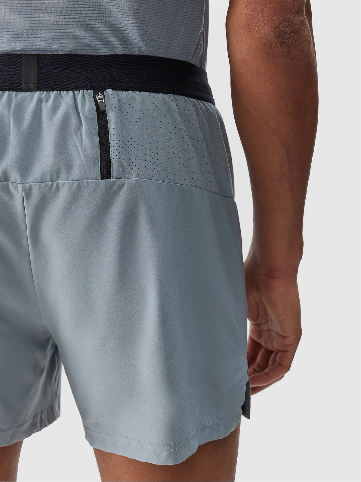 Men's quick-drying running shorts - grey | 4F: Sportswear