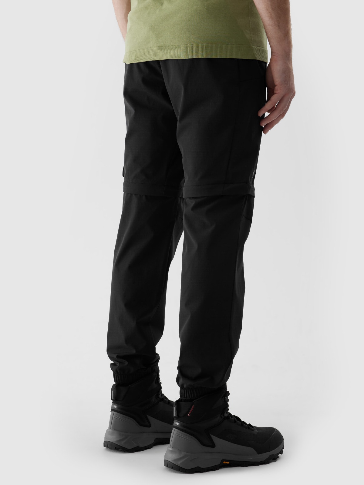 Men's 2-in-1 Ultralight trekking trousers - black | 4F