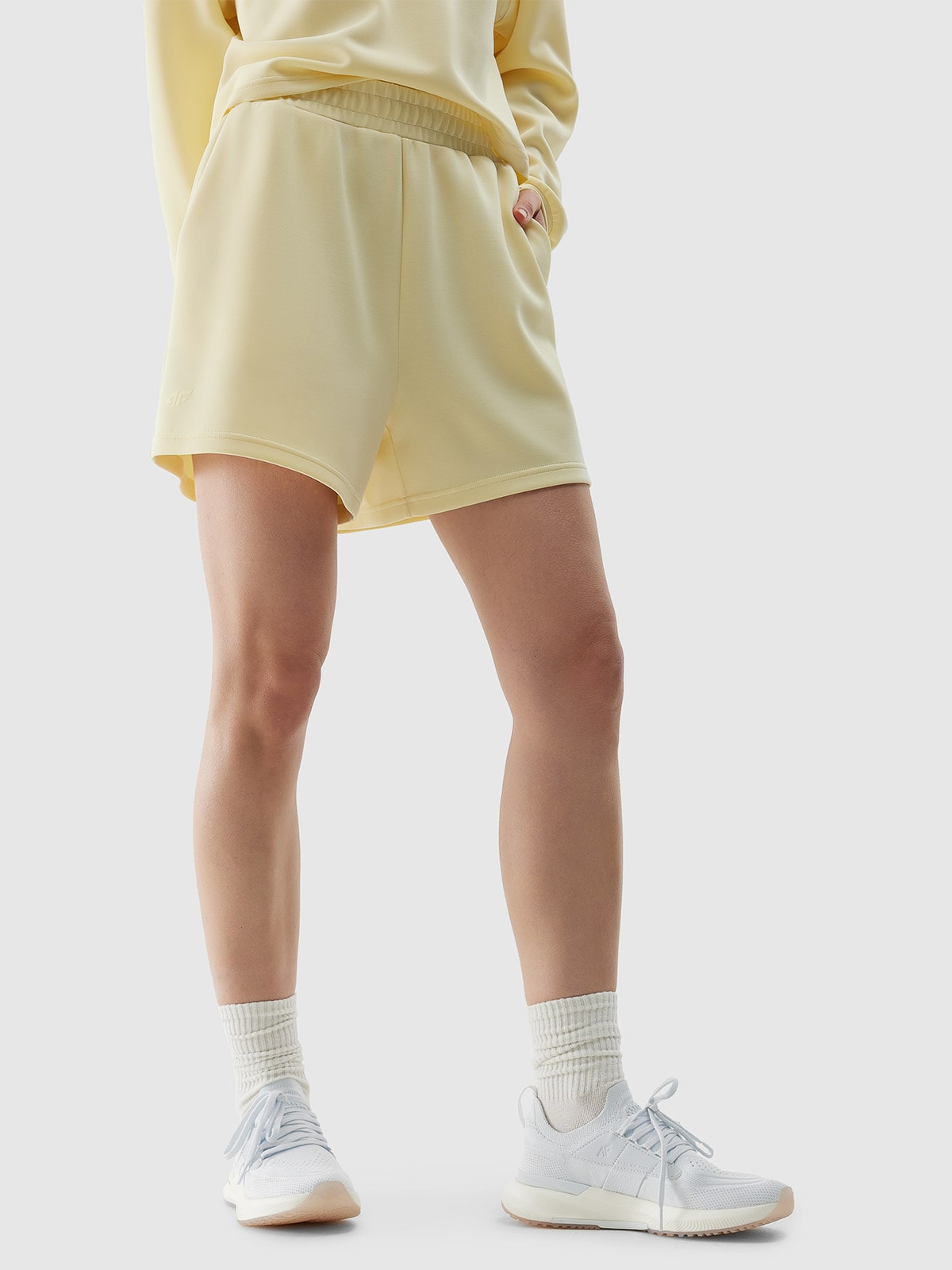 Women's modal sweat shorts - yellow | 4F: Sportswear and shoes