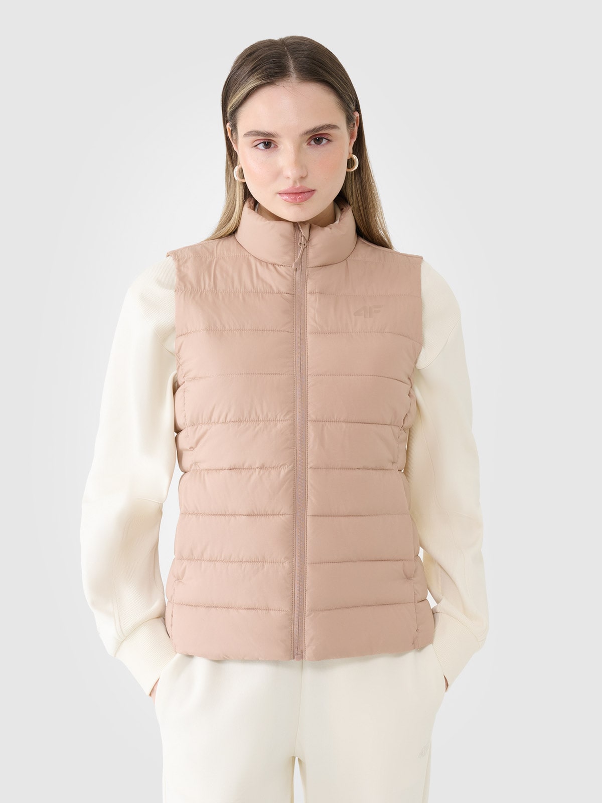 ジャケット・アウター argue FOODIE OVER DOWN VEST/WARM MILK Women's synthetic down vest - beige | 4F: Sportswear and shoes