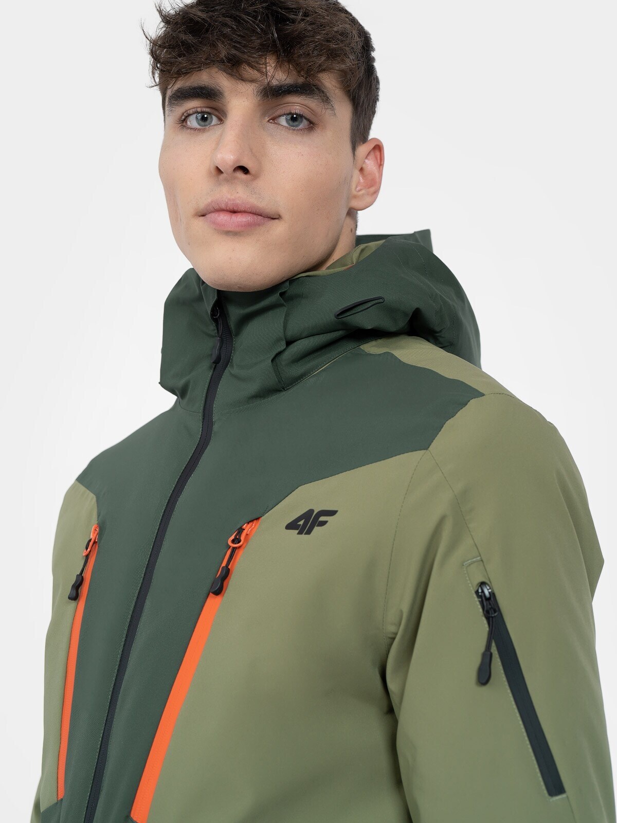 Men's ski jacket 10,000 membrane | 4F: Sportswear and shoes Men's ski jacket 10,000 membrane | 4F: Sportswear and shoes