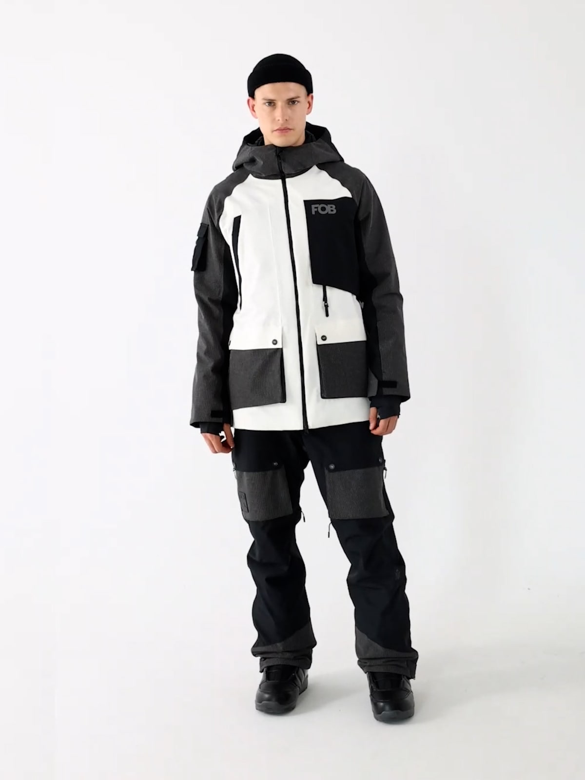 FYVE｜ファイブ STRIPE SPRAY JACKET color：Black ×Pink